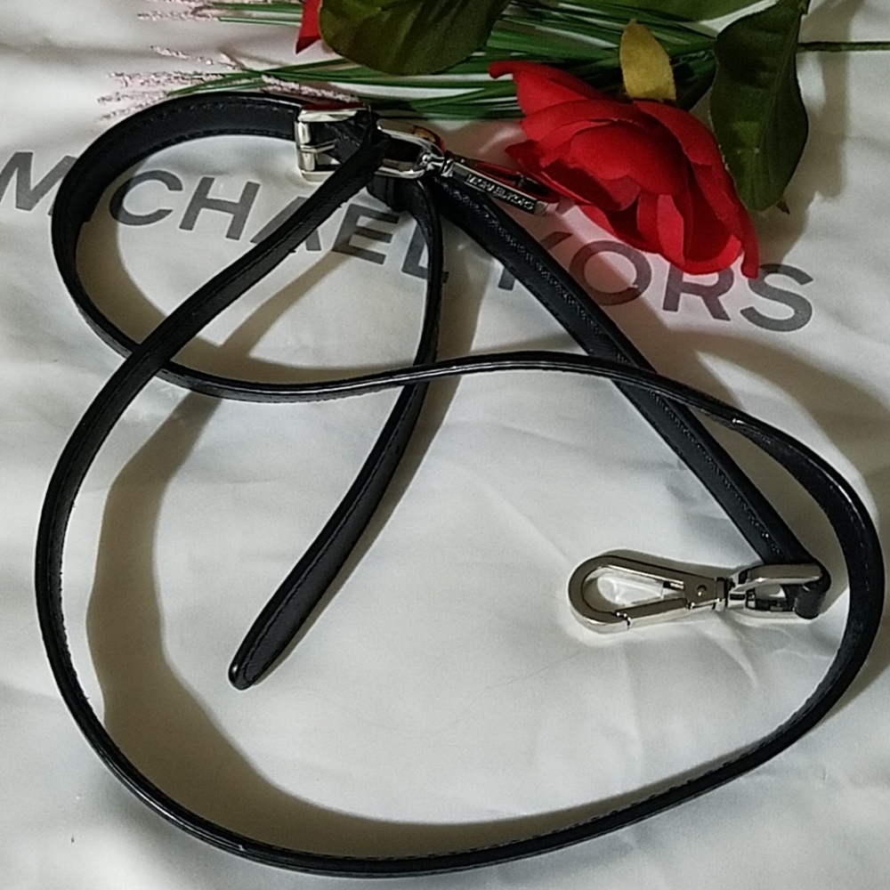 ***ON HOLD***MICHAEL KORS BLACK GREENWICH BAG - Picture 7 of 8